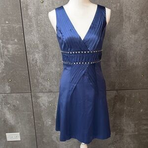 Karen Millen dress size 6 Navy Blue Fit & Flare  elegant Silk dress.